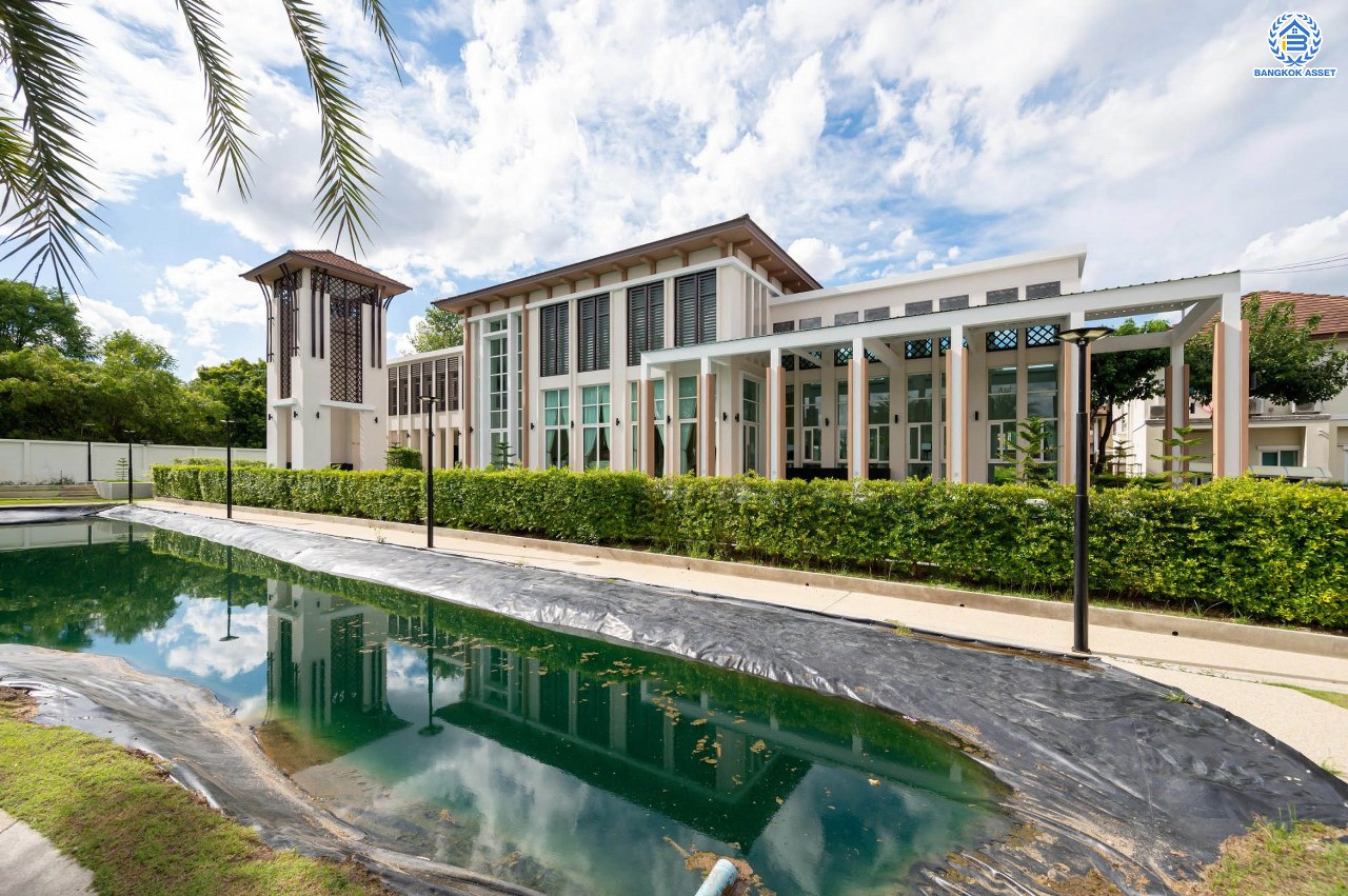 บ้านมือสองตกแต่งใหม่ โครงการ เดอะซิตี้2 พระราม5-ราชพฤกษ์ เนื้อที่ 62.5 ตร.ว. ดีไซน์ตอบทุกไลฟ์สไตล์ ฟังก์ชัน 3 ห้องนอน 3 ห้องน้ำ จอดรถได้ 2 คัน บนทำเลติดถนนใหญ่ เชื่อมต่อทุกเส้นทาง ใกล้จุดขึ้นทางด่วน "ศรีรัช" รายล้อมด้วยสิ่งอำนวยความสะดวกมากมาย